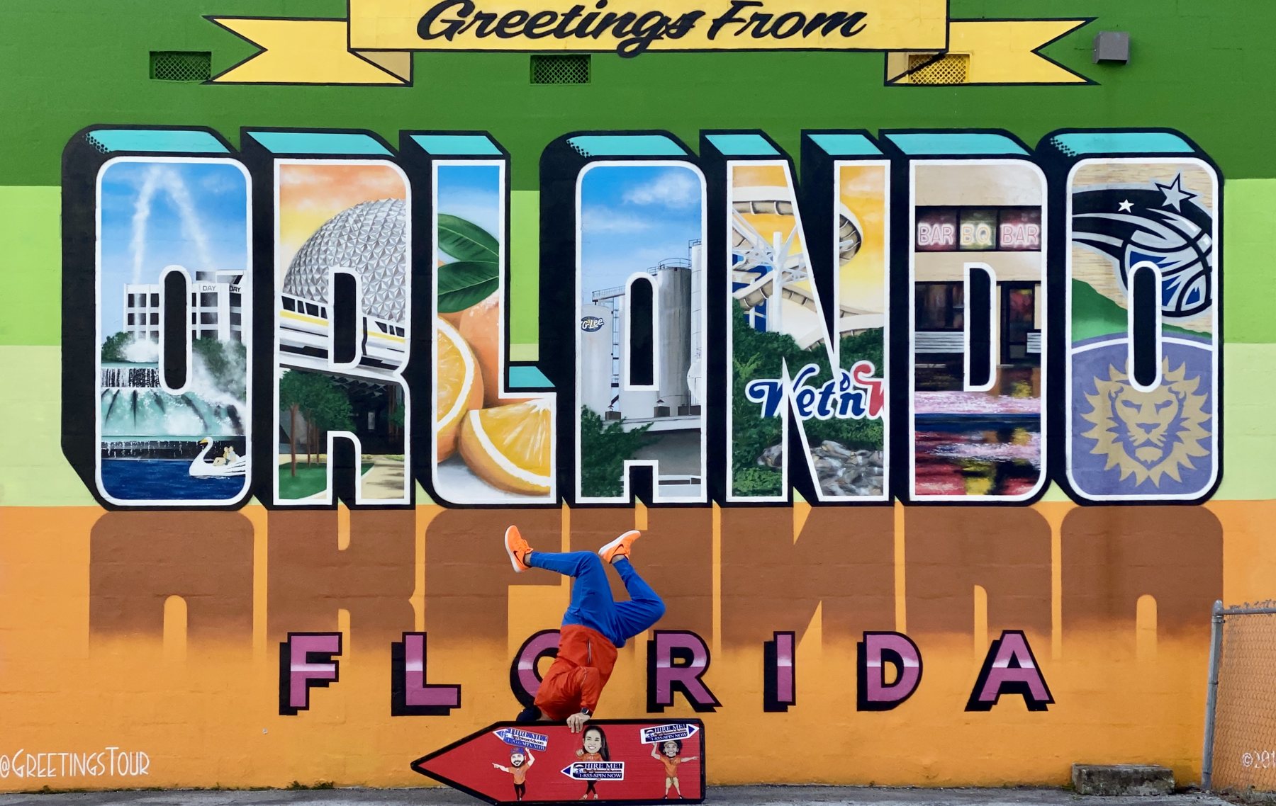 Sign spinners in Orlando