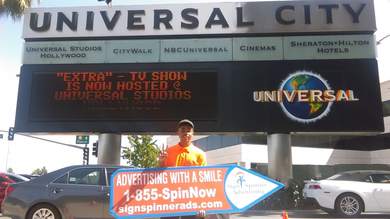 Sign spinner in action