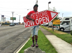 Sign spinner in action