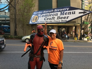 Sign spinner in action