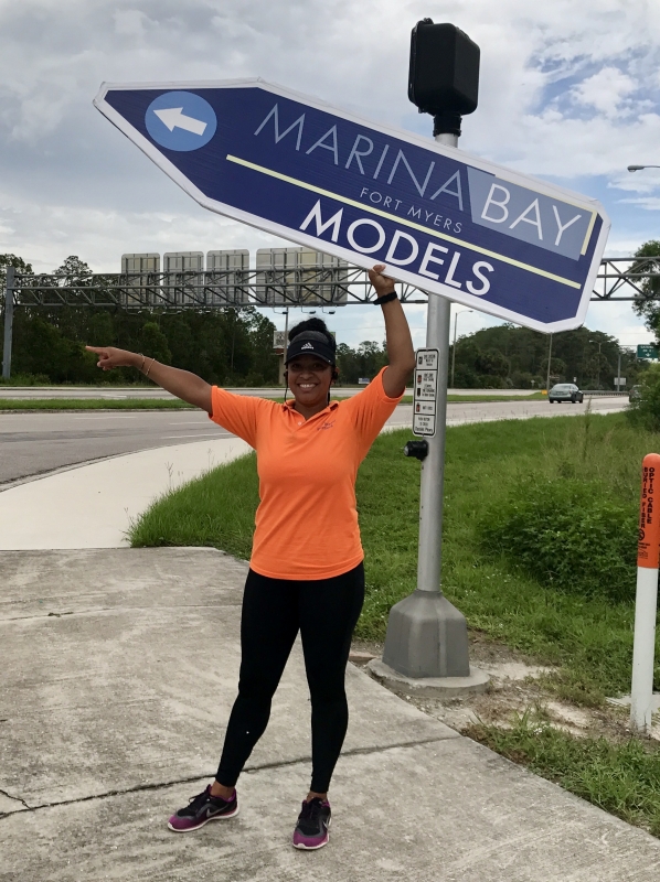 Sign spinner in action