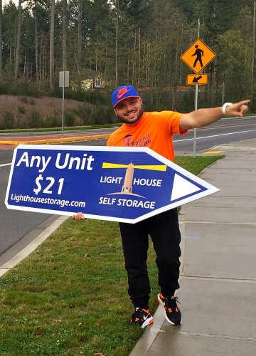 Sign spinner in action