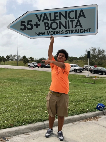 Sign spinner in action