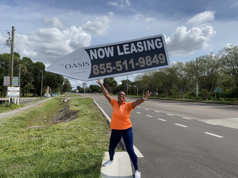 Sign spinner in action