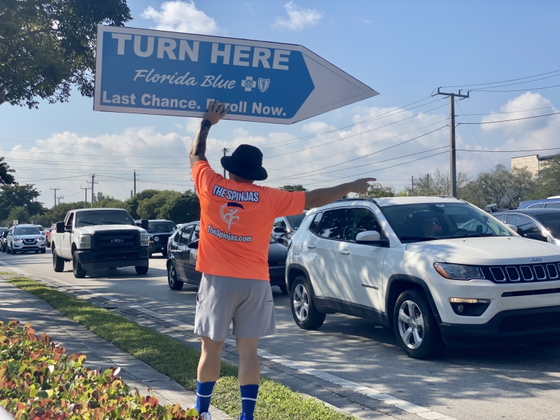 Sign spinner in action