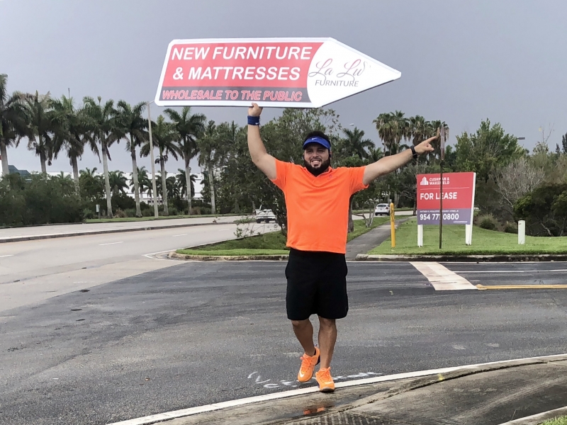 Sign spinner in action