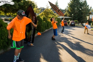 Sign spinner in action