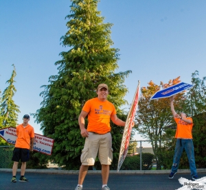 Sign spinner in action