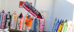 Sign spinner in action