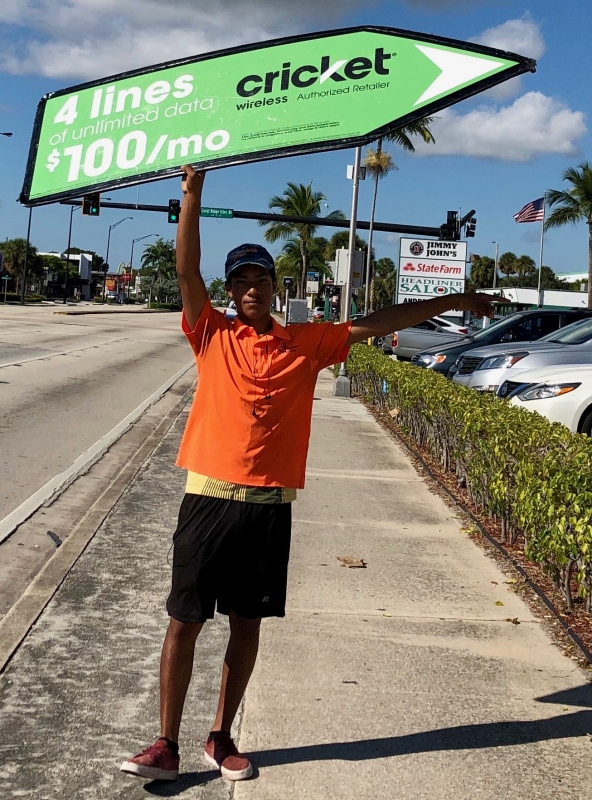 Sign spinner in action